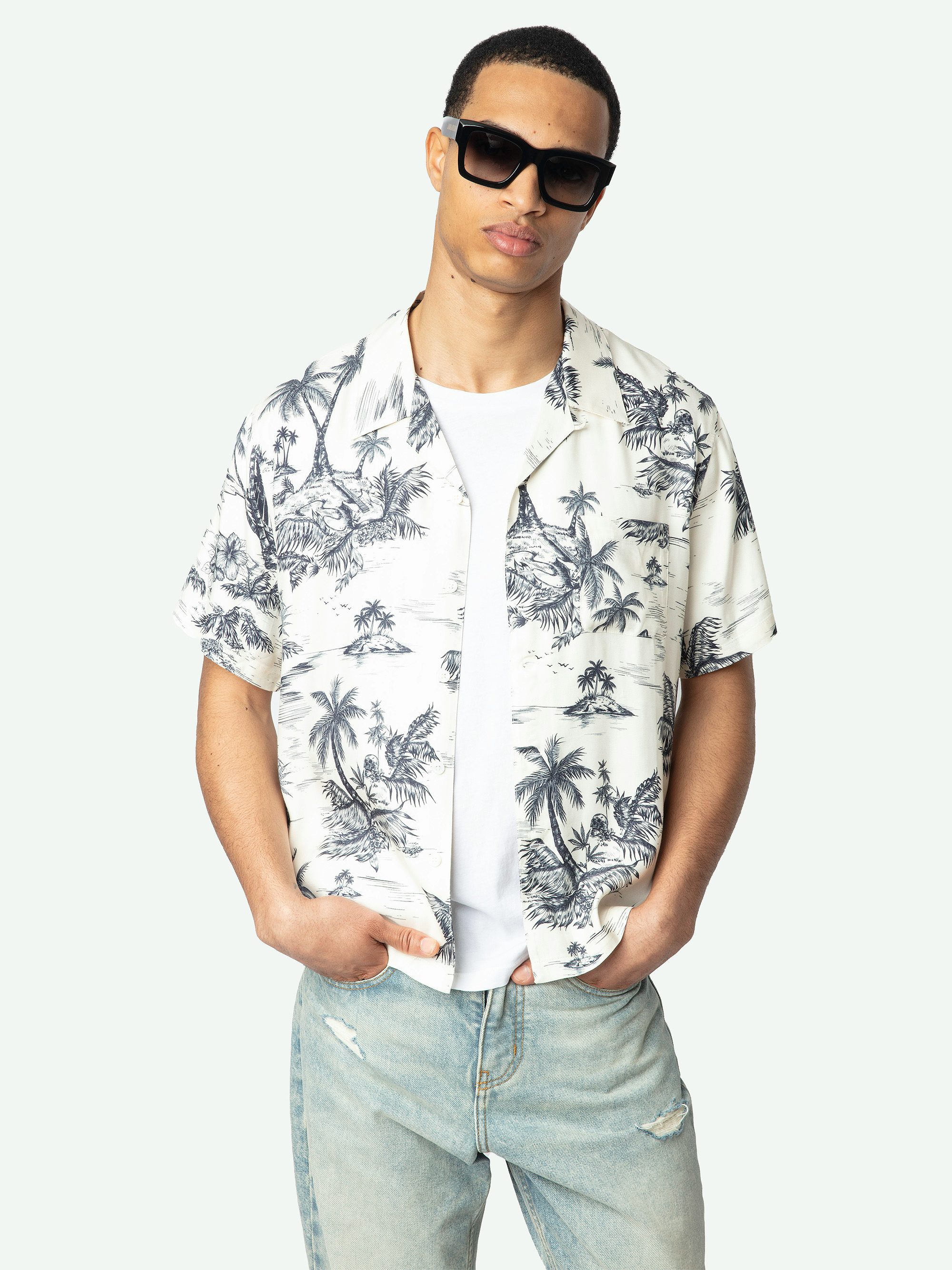 Hemd Slony - Lässiges Hemd aus bedruckter Viskose mit Flügelstickerei, kurzen Ärmeln und Knopfverschluss.